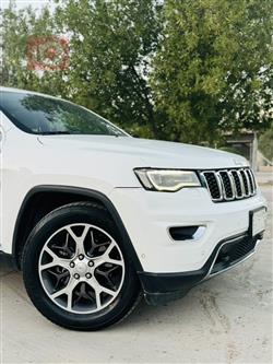 جيب جراند شيروكي